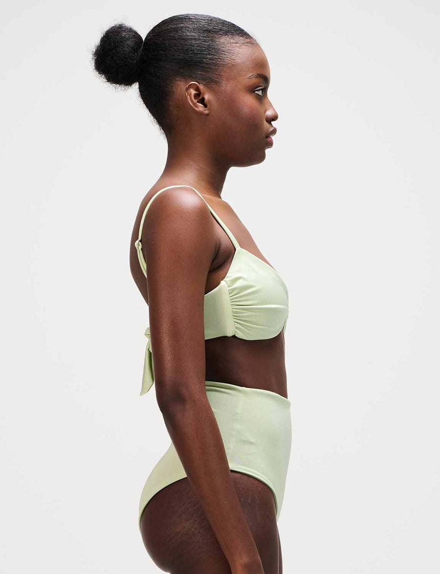 Top Triangle Harmonia Green