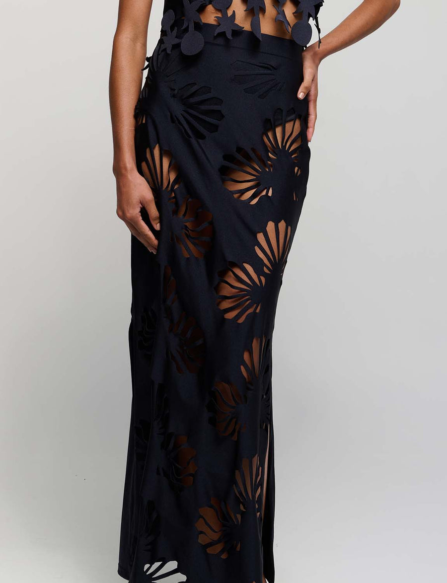 Maxi Shell Black Skirt