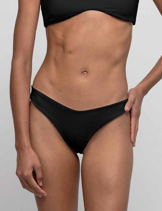 Bottom Classics Arina Black