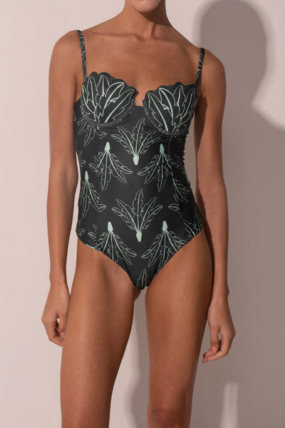 Palming Paradise One piece