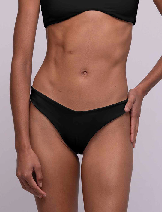 Bottom Classics Arina Black