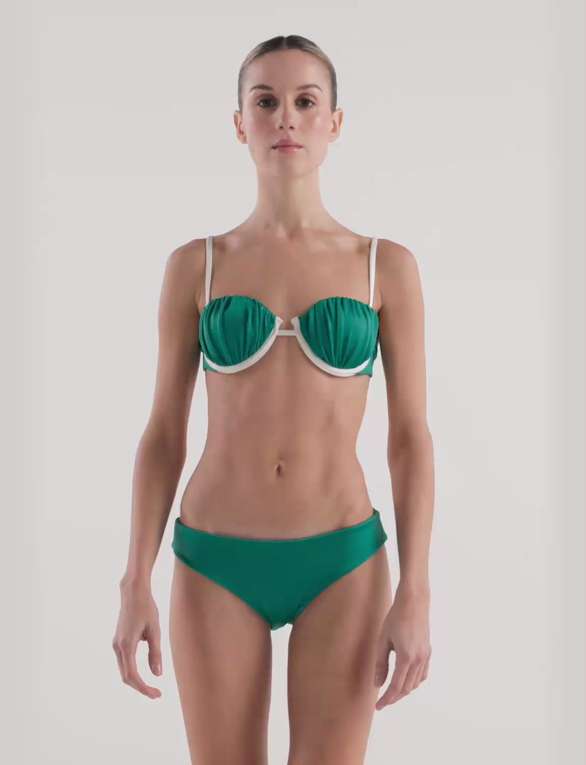 Bottom Classics Roanna