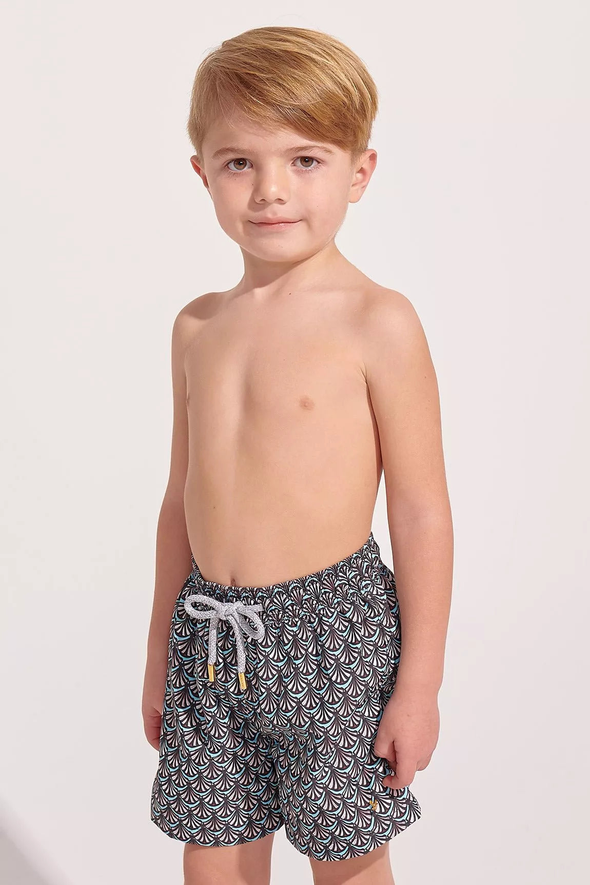 The Illustrated Shell Boy Trunk - ANCORA